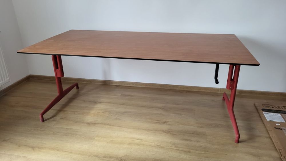 Masă 90x180 reglabilă pe înălțime