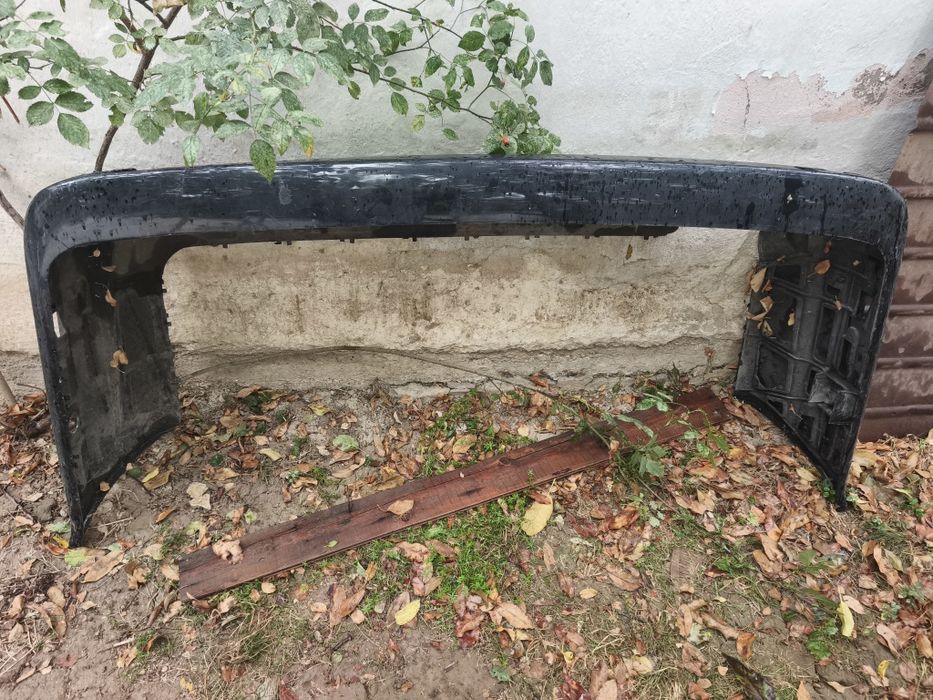 Бампер заднии бмв е 34