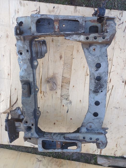 Цапфа, ступица на Мерседес 4матик