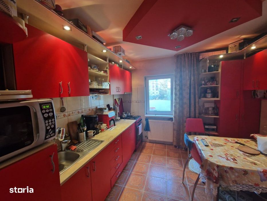 Apartament 3 camere, 62 mp, zona Bogdan Voda
