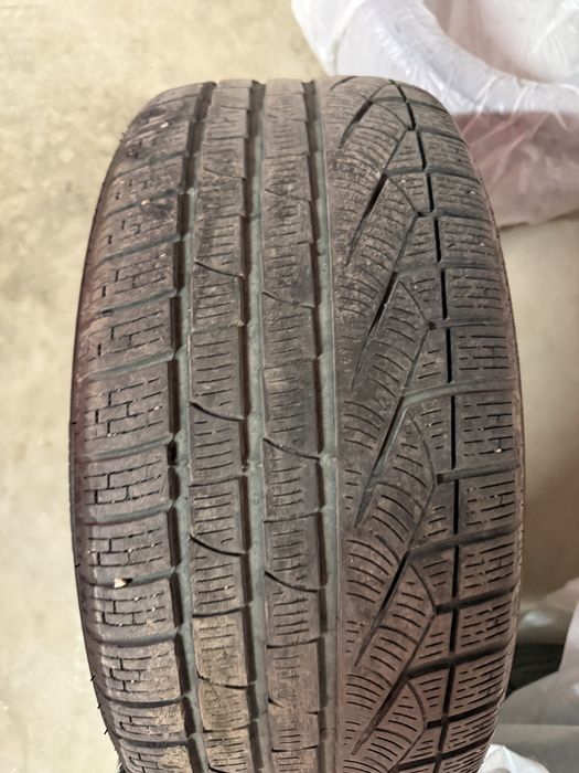 Pirelli Sottozero 2 255/40/18 Runflat