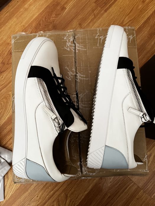 Sneakers Giuseppe Zanotti 45 IT