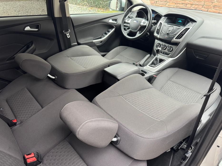 Ford focus Diesel clima jante model 2015