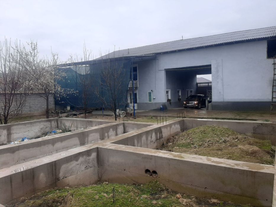 Дом продаётся 8 соток в хорошем состоянии ремонт