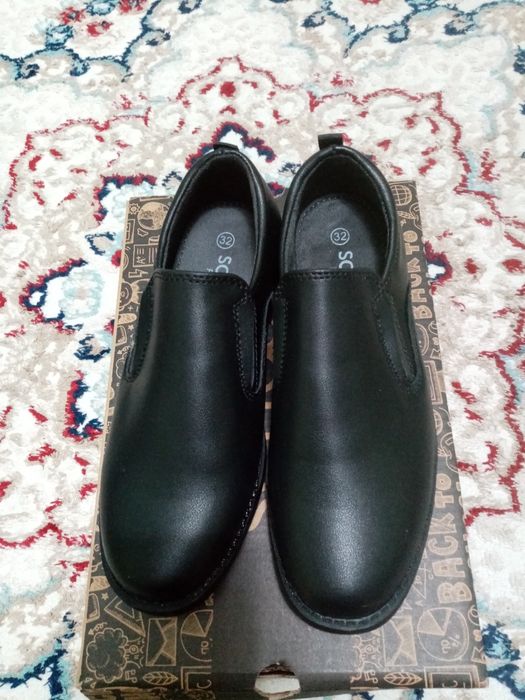 Туфли новые школьные 32р