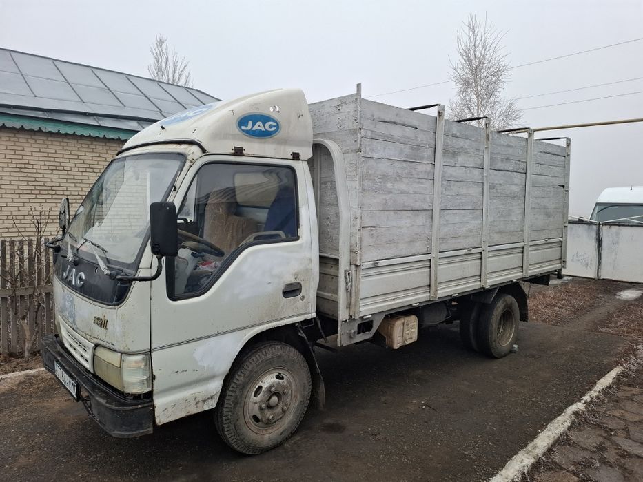 Продам грузовой джак