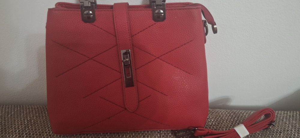 Poseta noua,rosu fucsia,noua,25 lei