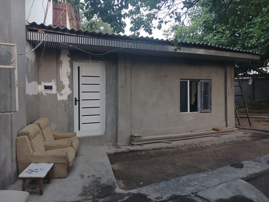 Зангиота уй сотилади