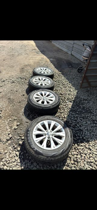 Продам диски оригинальные 17