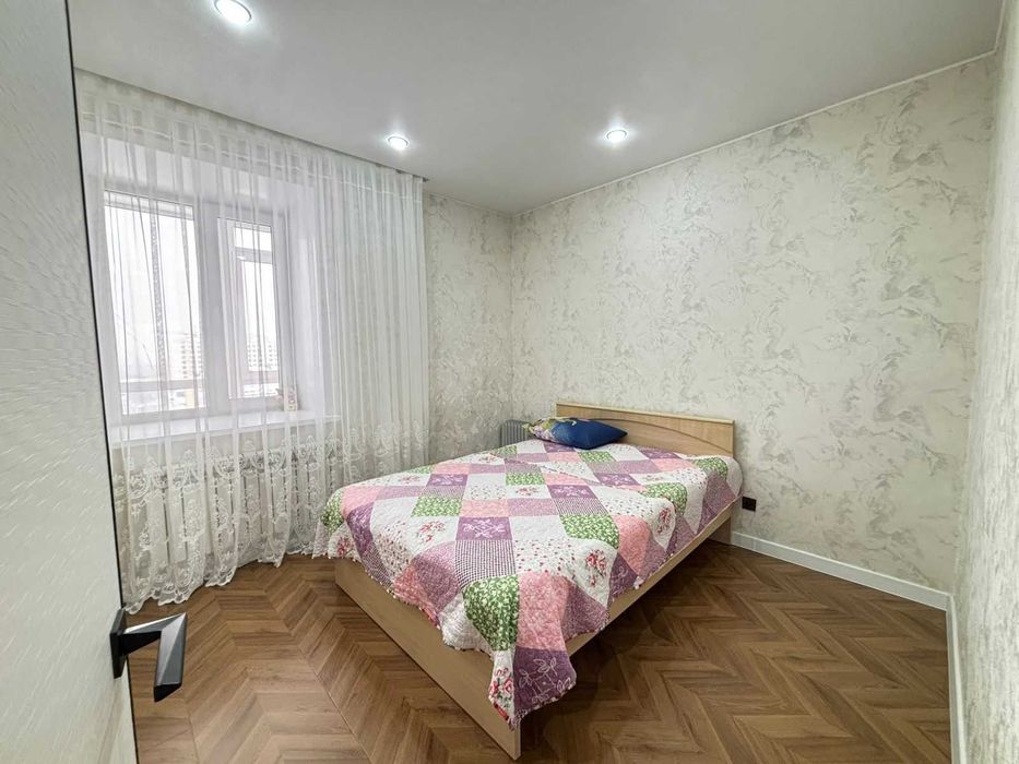 продам евро 3 комн квартиру