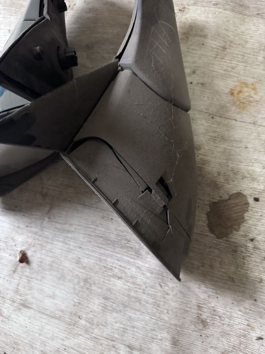 Продам зеркала опель вектра б