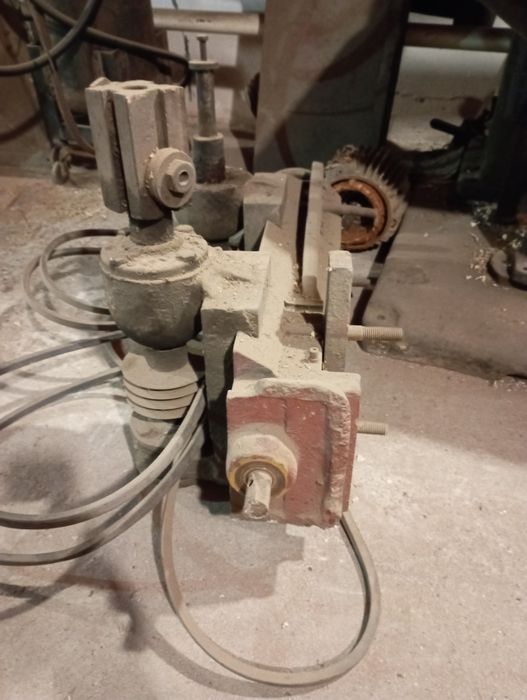 Продам 2 фрезерных вала.