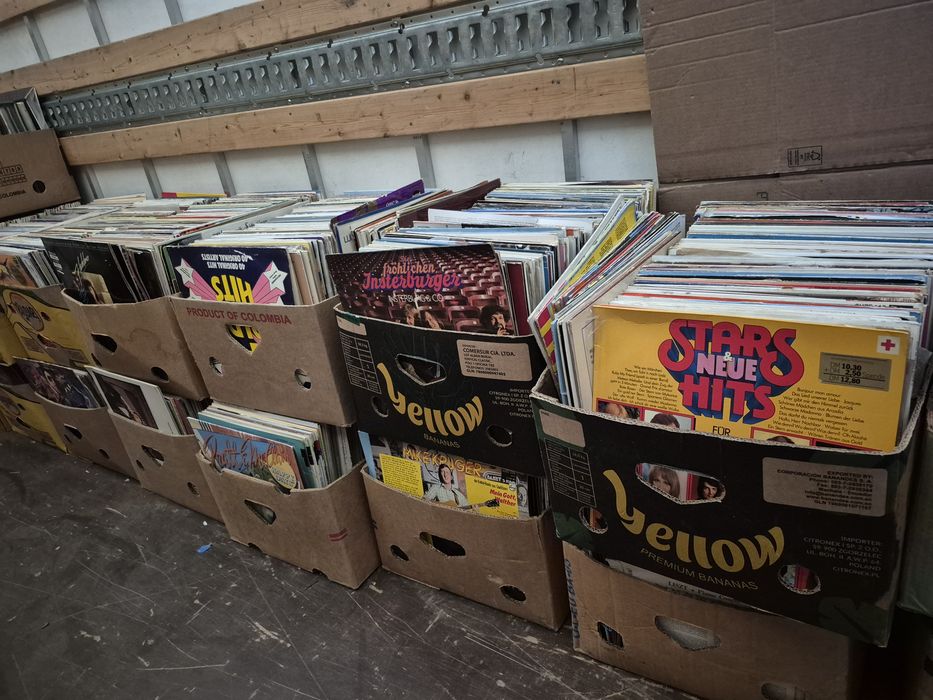 Vând lot 2000lp Discuri Vinil colectie muzica usoara mixta straina
