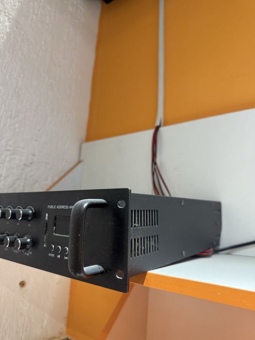 Проигрыватель , усилиьель tarboc 120l