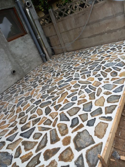 Pavaje cu piatră naturală