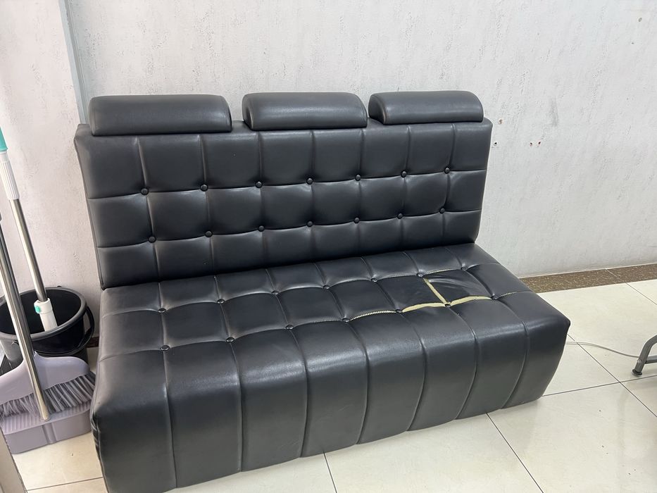 Срочно продается диванчик