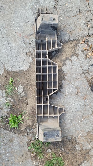 Продам усилитель бампера на ваз 2114