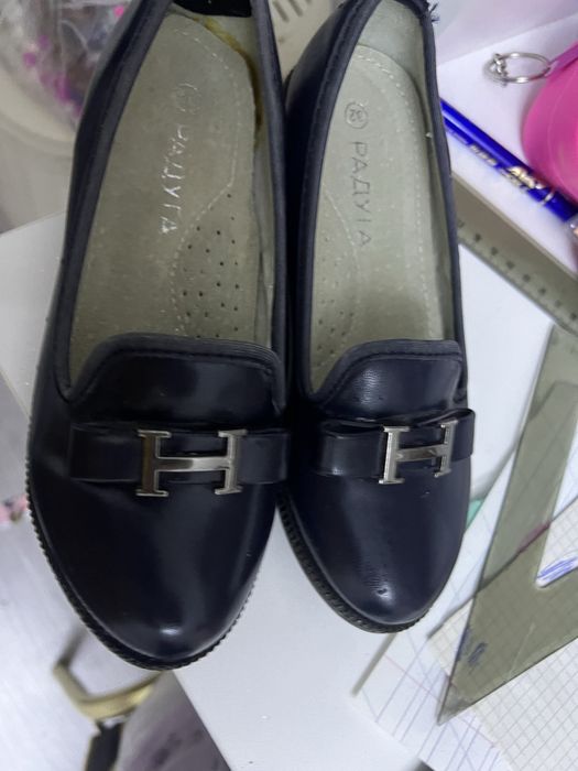 Туфли  школьные новые для девочки