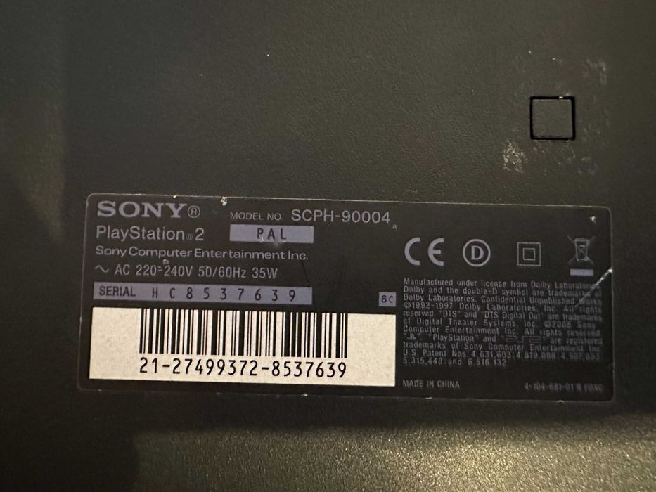 Sony PlayStation 2 (PS2) SLIM– Modat FMCB + Accesorii + Joc inclus | model SCPH-90004, cu sursă internă |