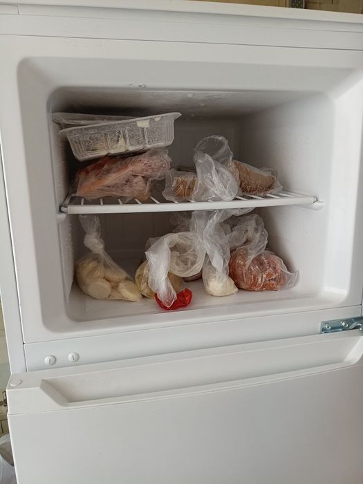 Продам холодильник