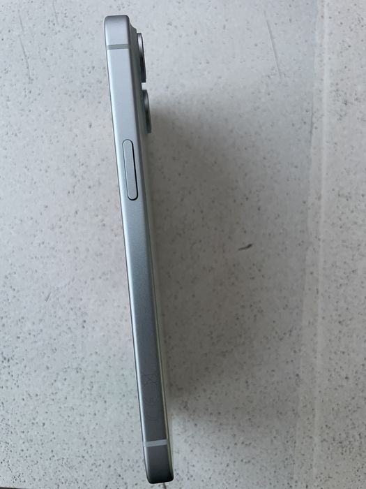 iPhone 15 piese/recarosare