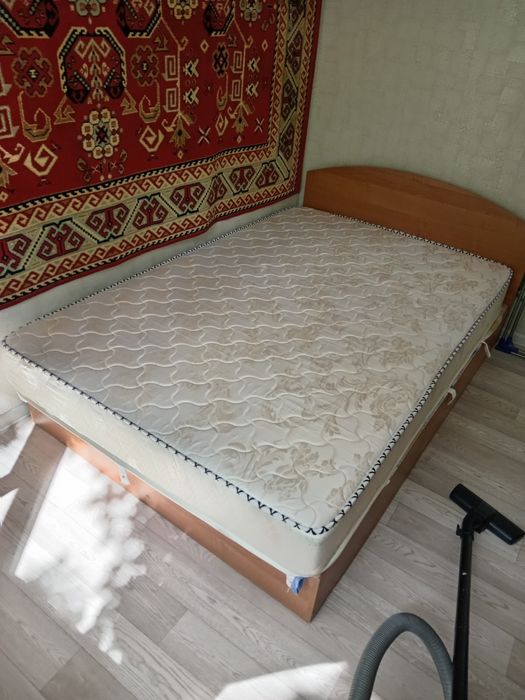 Кровать полуторка  б/у