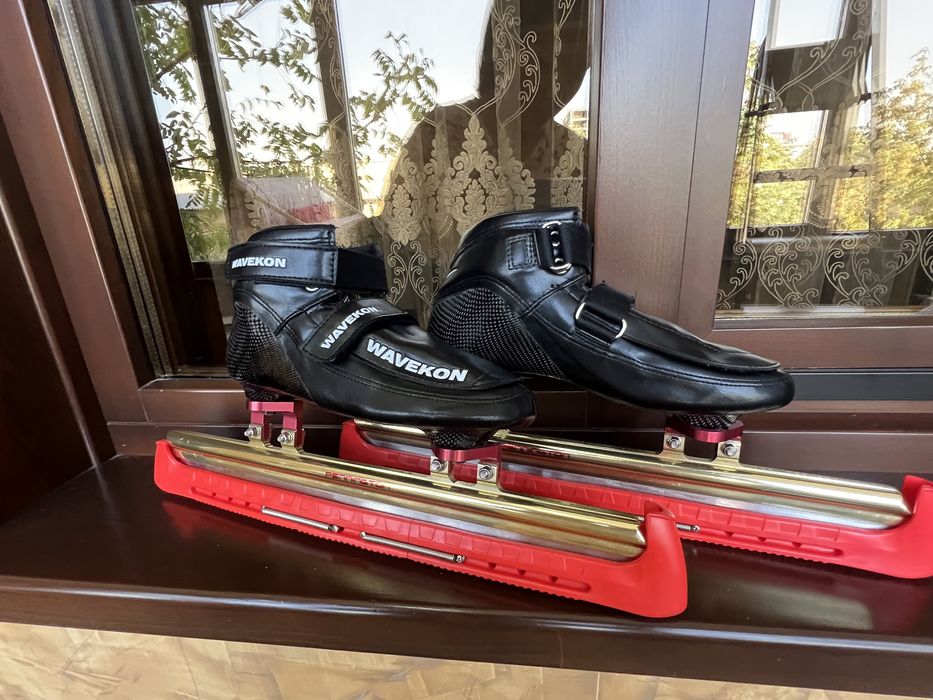 Коньки для шорт трека