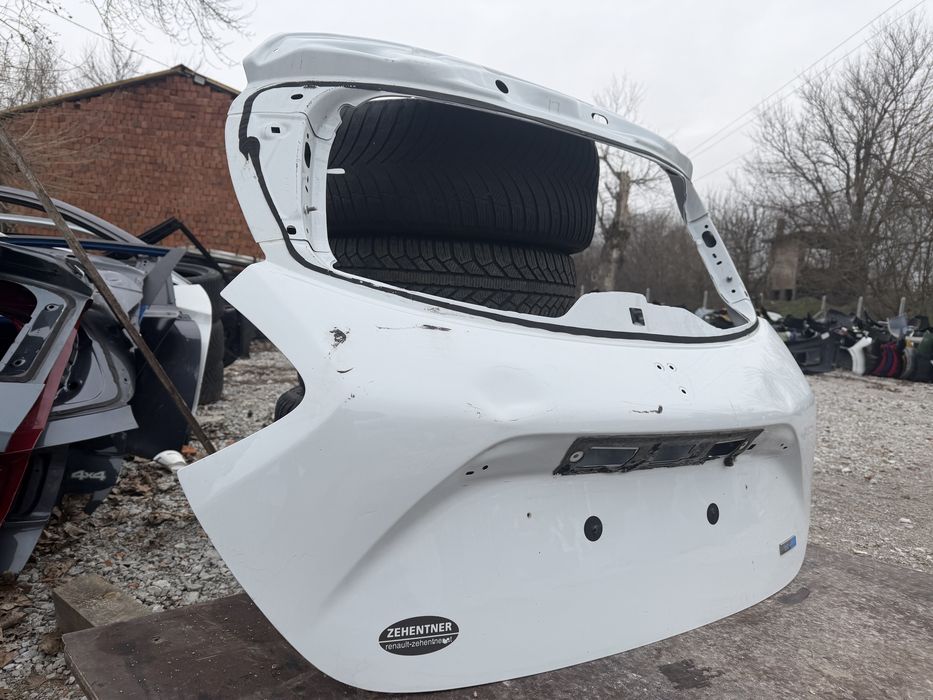 Капак Renault Zoe