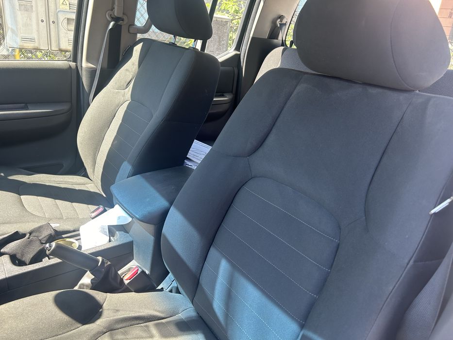 Vand Nissan NAVARA D40