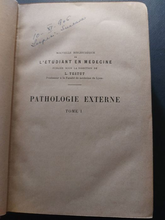 Carte veche de medicină 1906