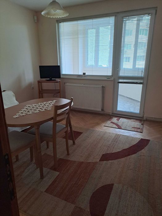 Дава се под наем Тристаен апартамент в Плевен, Широк център - 100 кв.м за 306 € - Снимка #2