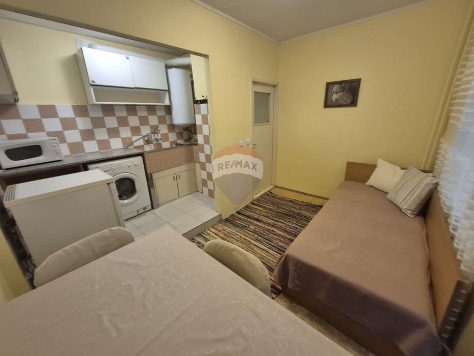 Дава се под наем Двустаен апартамент в Варна, ВИНС - 42 кв.м за 357 € - Снимка #11