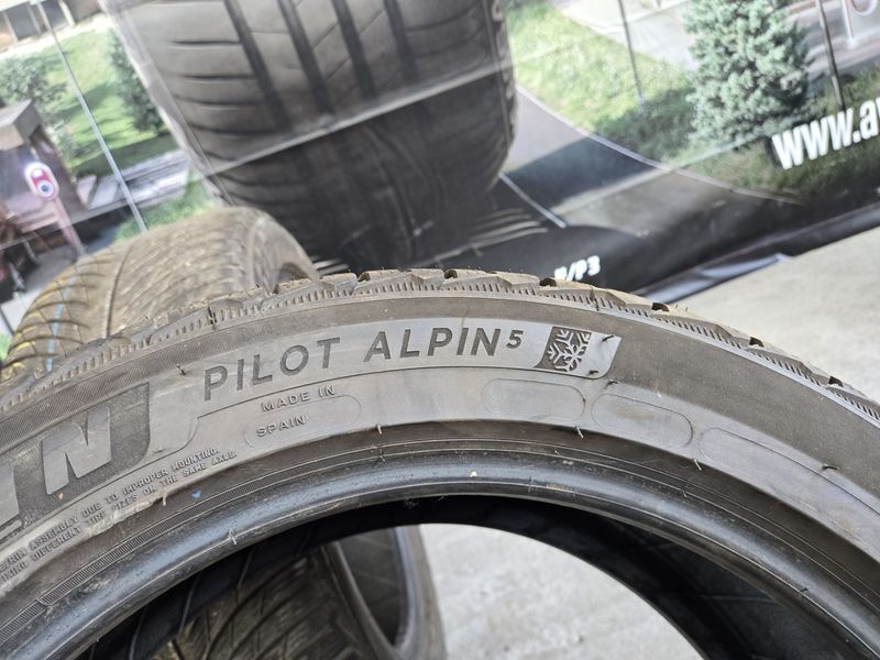 255/45/18 MICHELIN 2бр