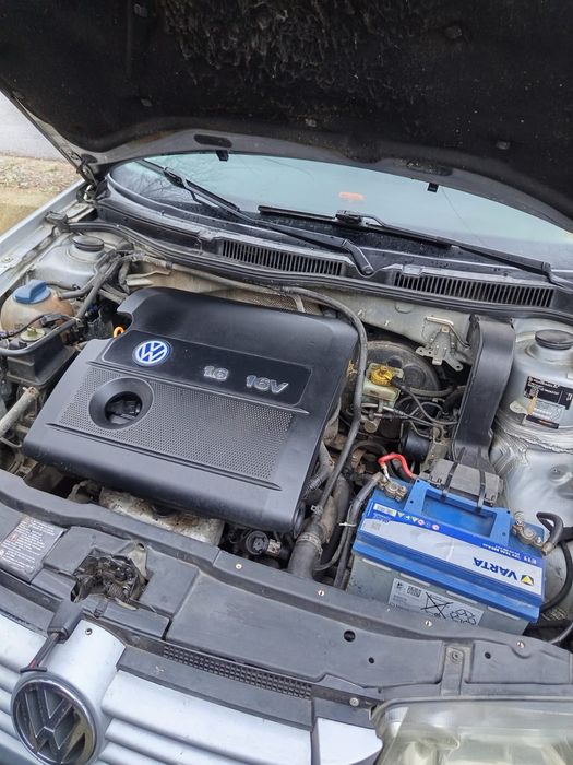 Volkswagen Bora 1.6 benzina