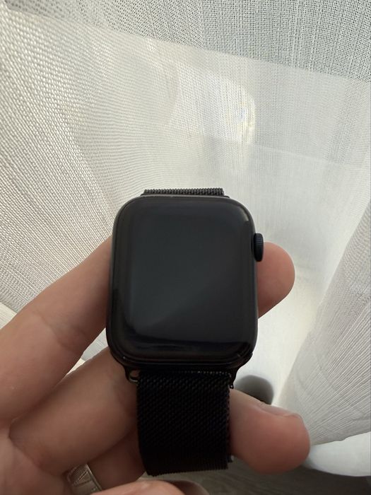 Apple Watch SE (2-ро поколение) – 44 мм