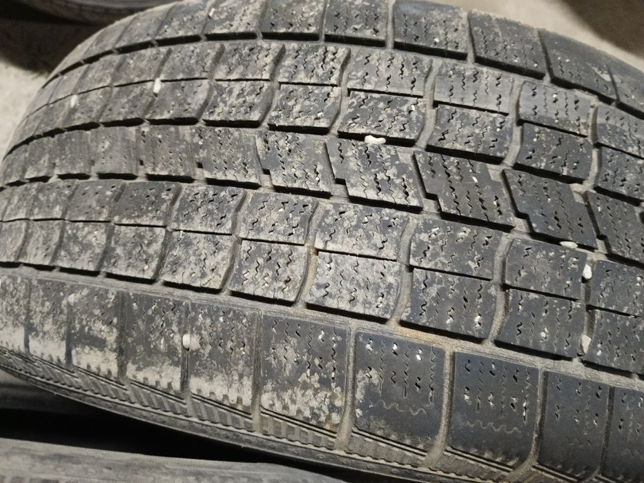 Шины зимние липучка 215/55R16