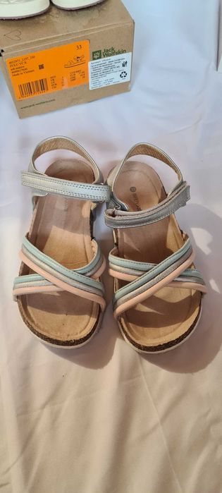 Сандали и обувки за момиченце 32/33/34 номер