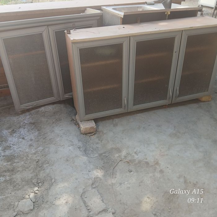 Mebel sotiladi narxini kelishamiz