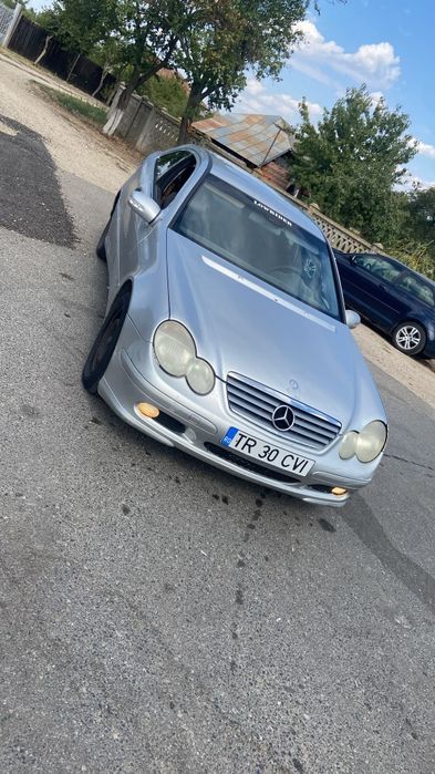 Mercedes-Benz 200