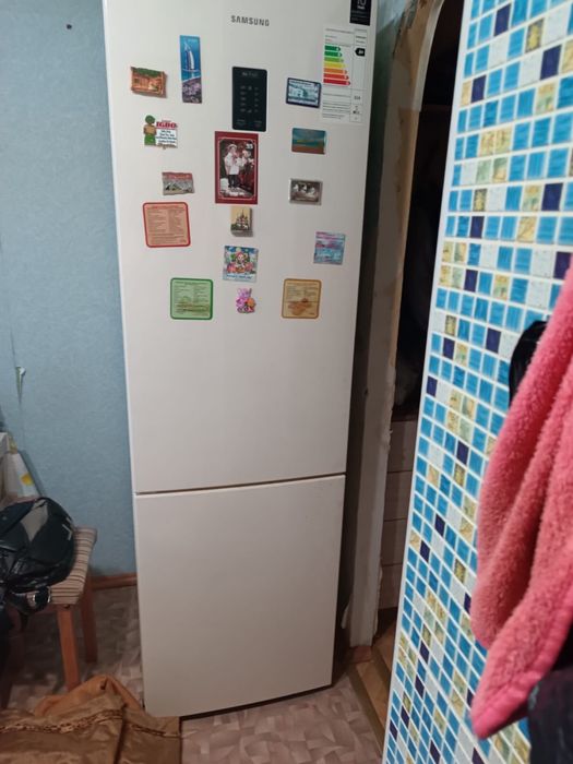 Продам холодильник Samsung