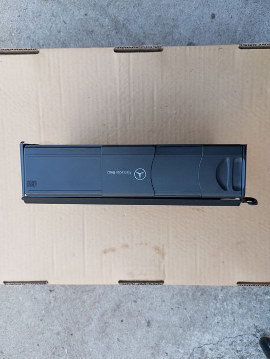 CD Чейнджър Мерцедес w203 w209