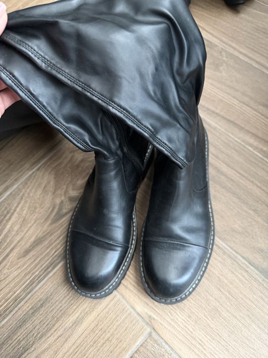 Кожени ботуши над коляното 39