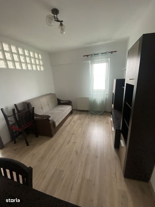 Microapartament cu 2 camere semidecomandate, Obcini