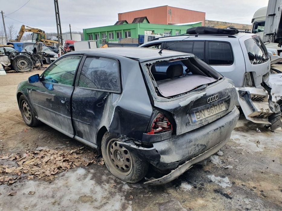 Dezmembrez Audi A3 8l motor 1.9tdi 81kw 110 cp dezmembrari cutie de viteze automata turbina