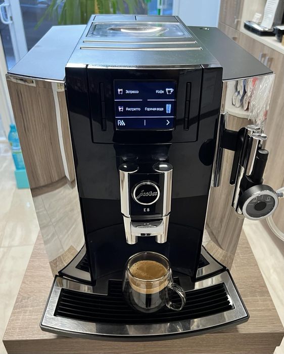 Кафеавтомат Jura E8