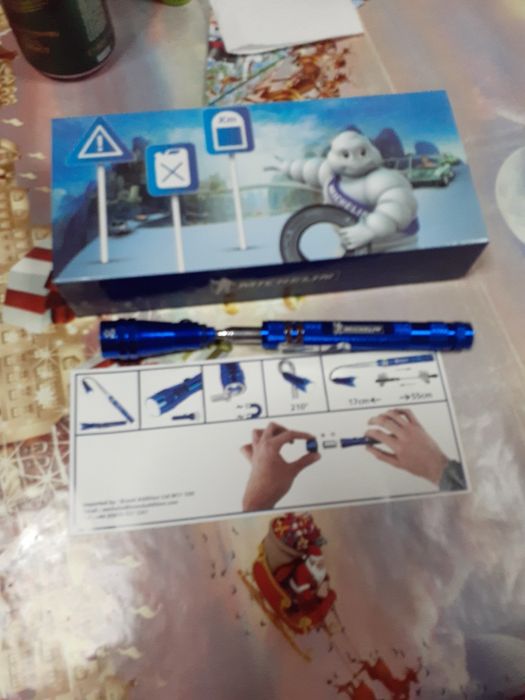 Vând lanterna Michelin.