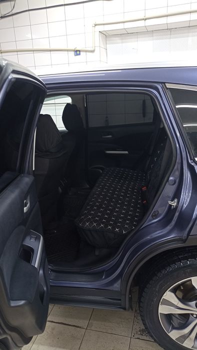 Автомобиль Хонда СРВ