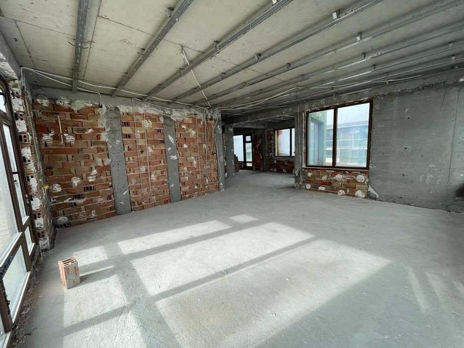 Продава се Многостаен апартамент в Поморие - 276 кв.м за 259 €/кв.м - Снимка #9