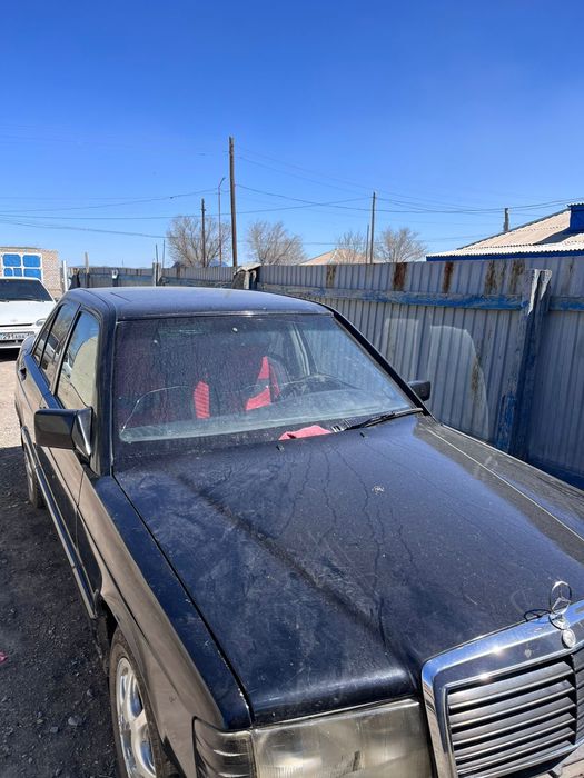 Мерседес 190 bvffvcx