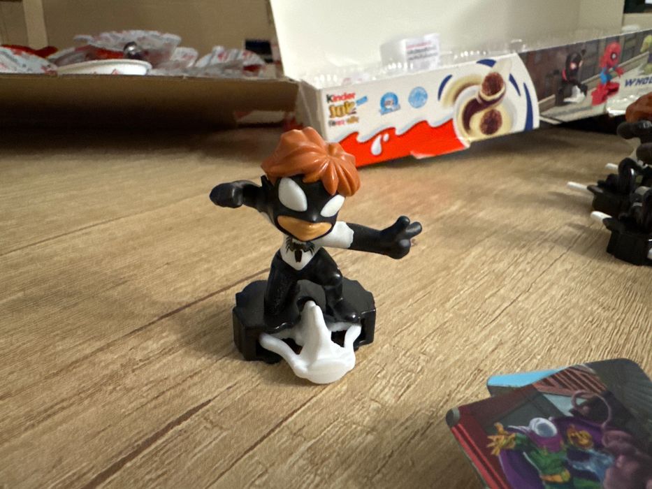 Spiderman Kinder Joy фигурки